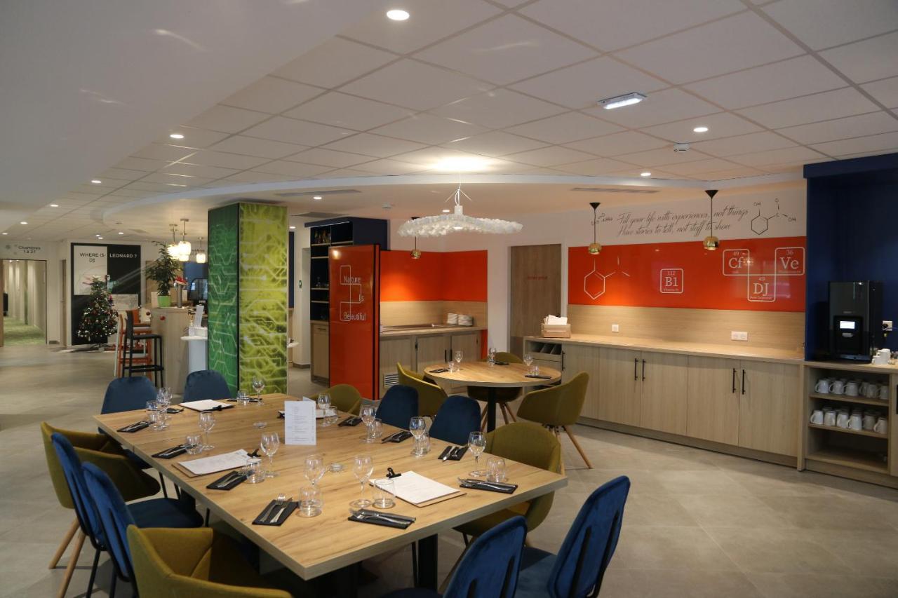 Hotel ibis Styles Fougeres Beaucé Exterior foto