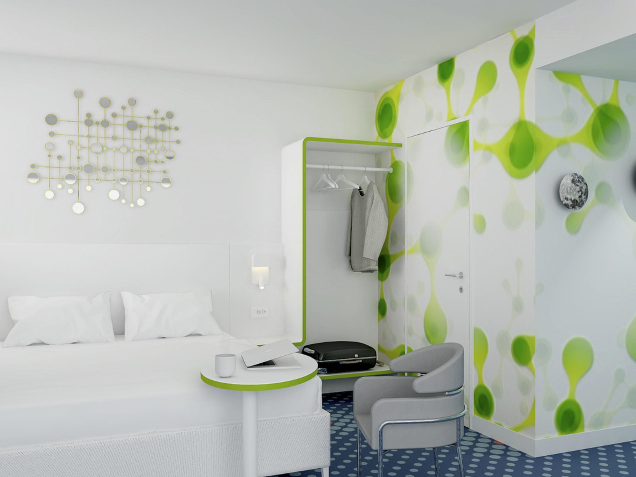 Hotel ibis Styles Fougeres Beaucé Exterior foto