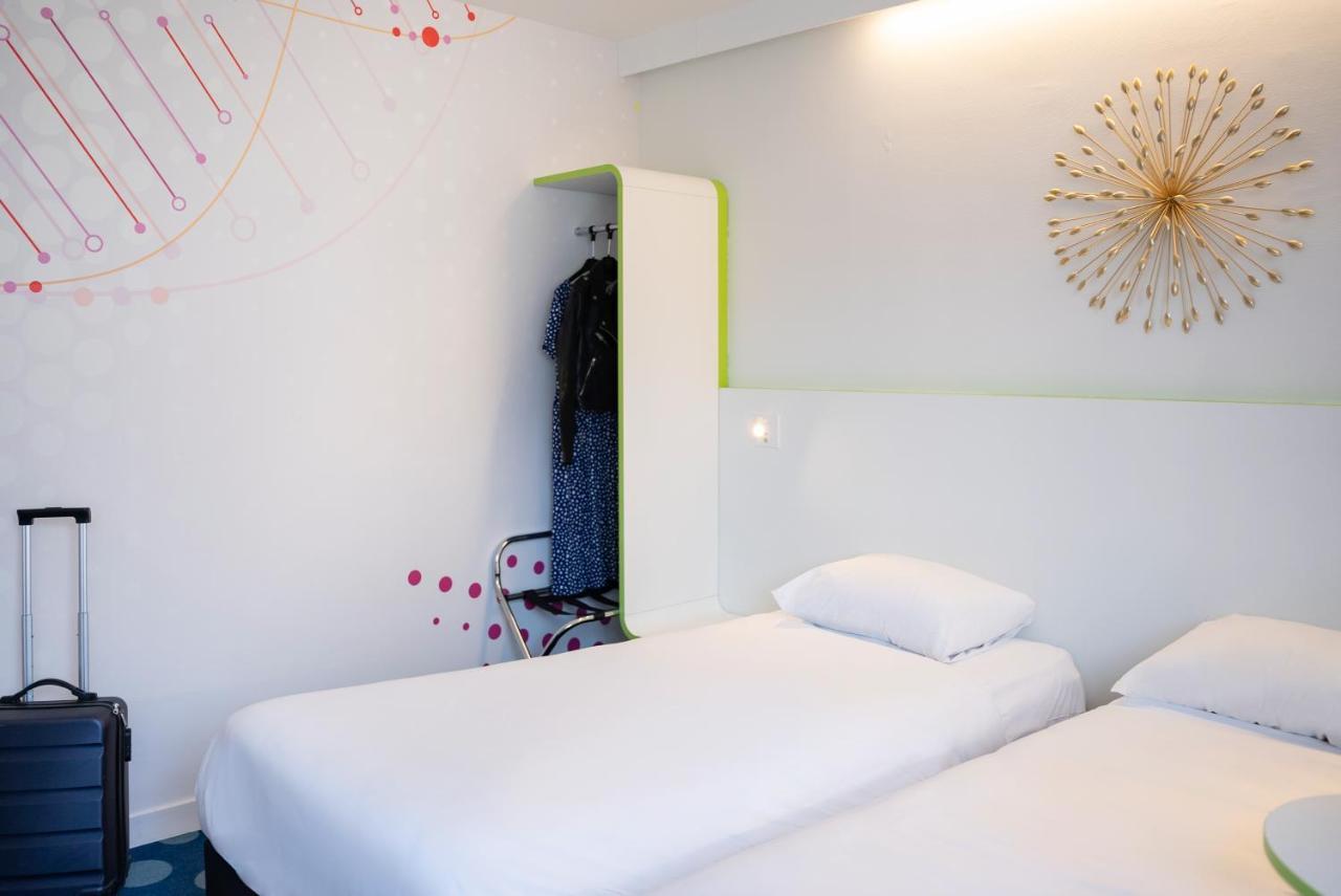 Hotel ibis Styles Fougeres Beaucé Exterior foto