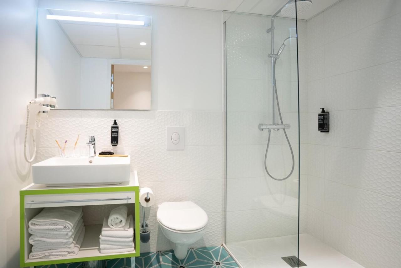 Hotel ibis Styles Fougeres Beaucé Exterior foto