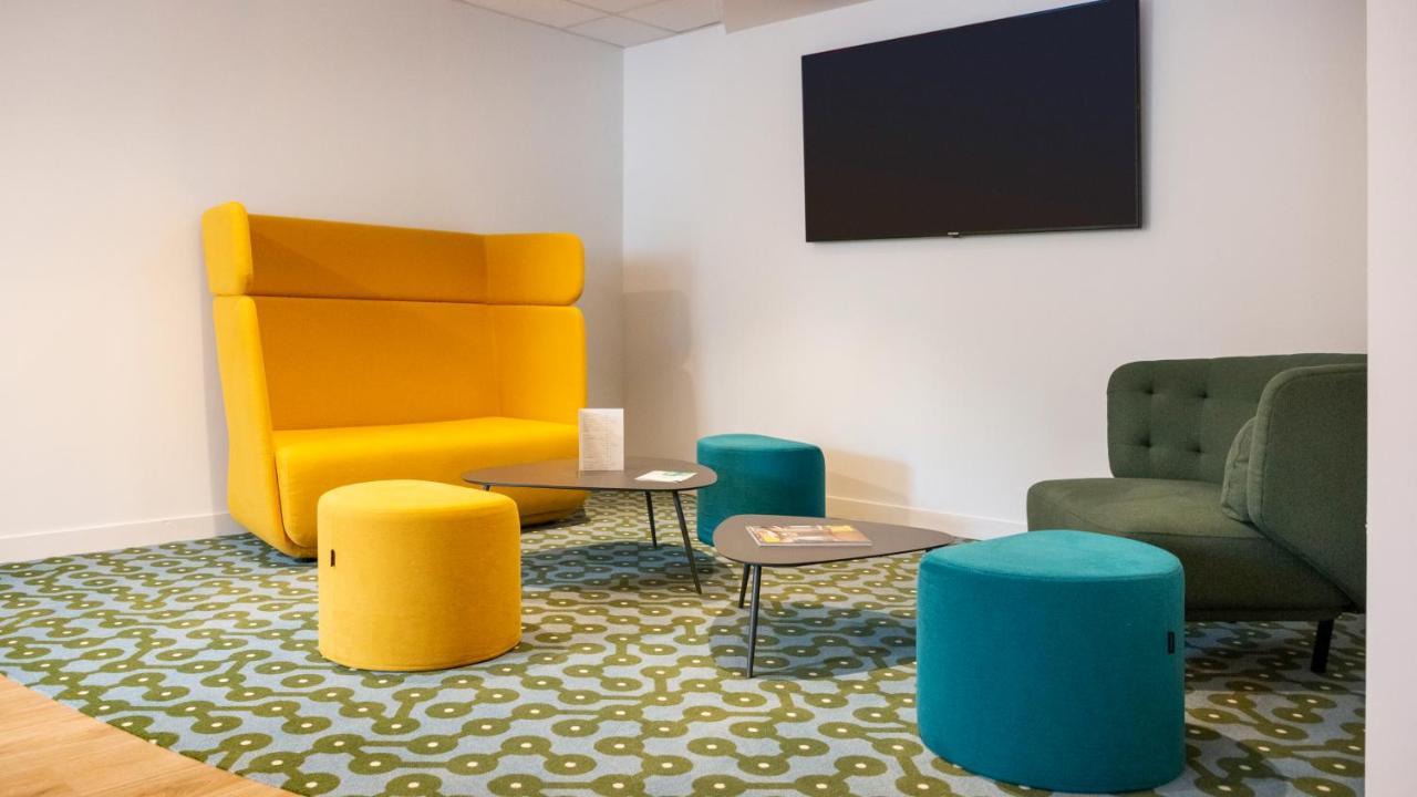 Hotel ibis Styles Fougeres Beaucé Exterior foto