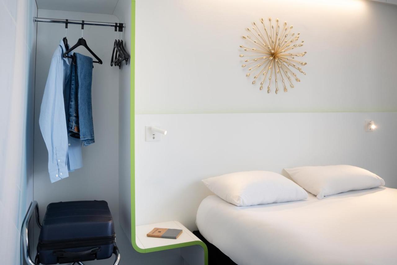 Hotel ibis Styles Fougeres Beaucé Exterior foto