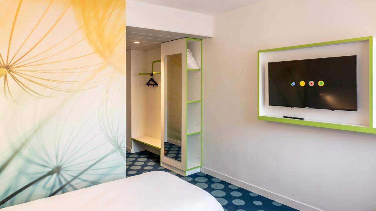 Hotel ibis Styles Fougeres Beaucé Exterior foto