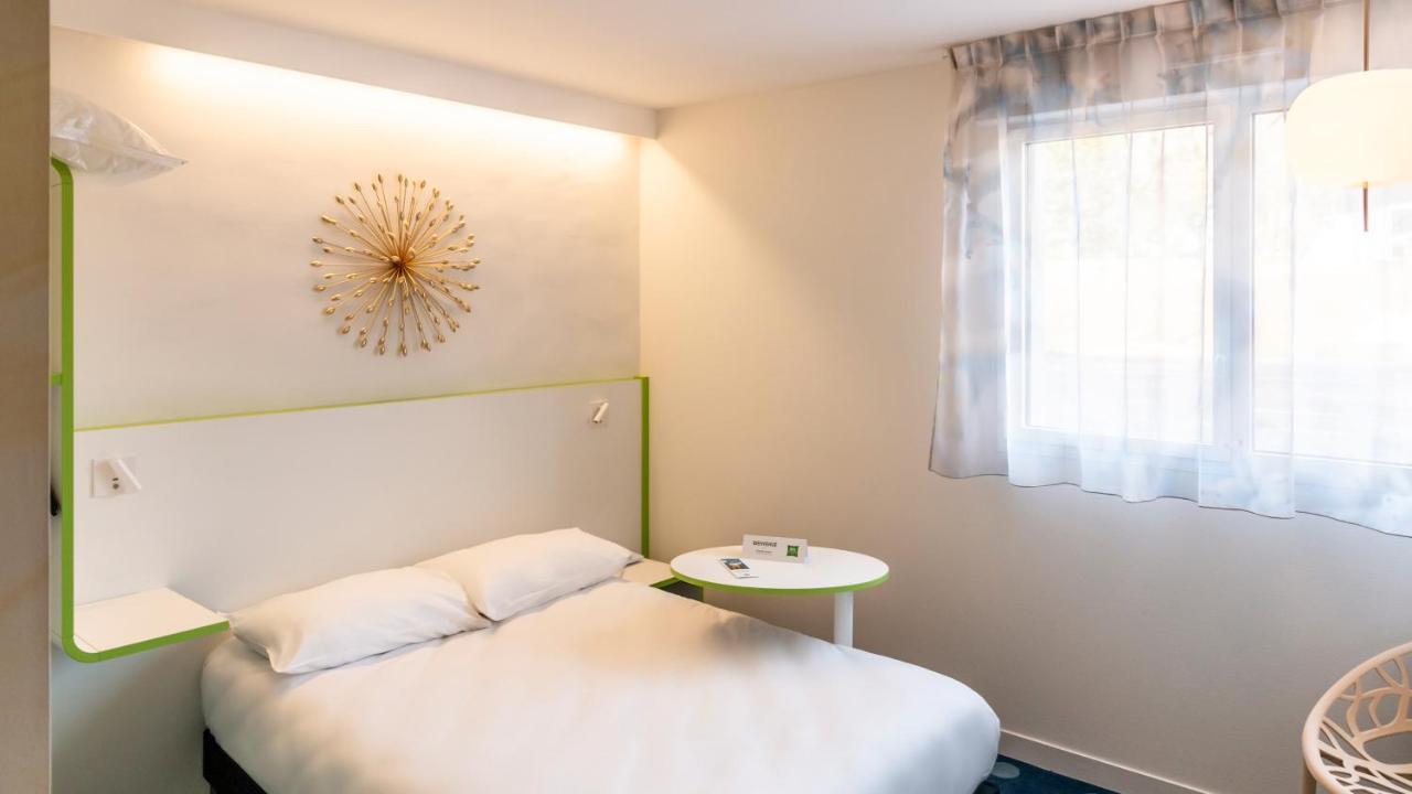 Hotel ibis Styles Fougeres Beaucé Exterior foto